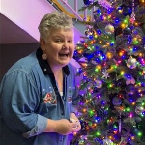 Meet your Posher, Angela